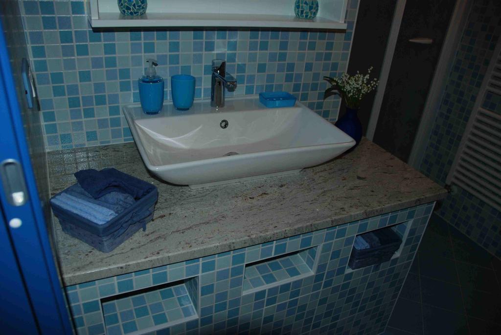 קומו B&B La Casa Di Trizzi חדר תמונה